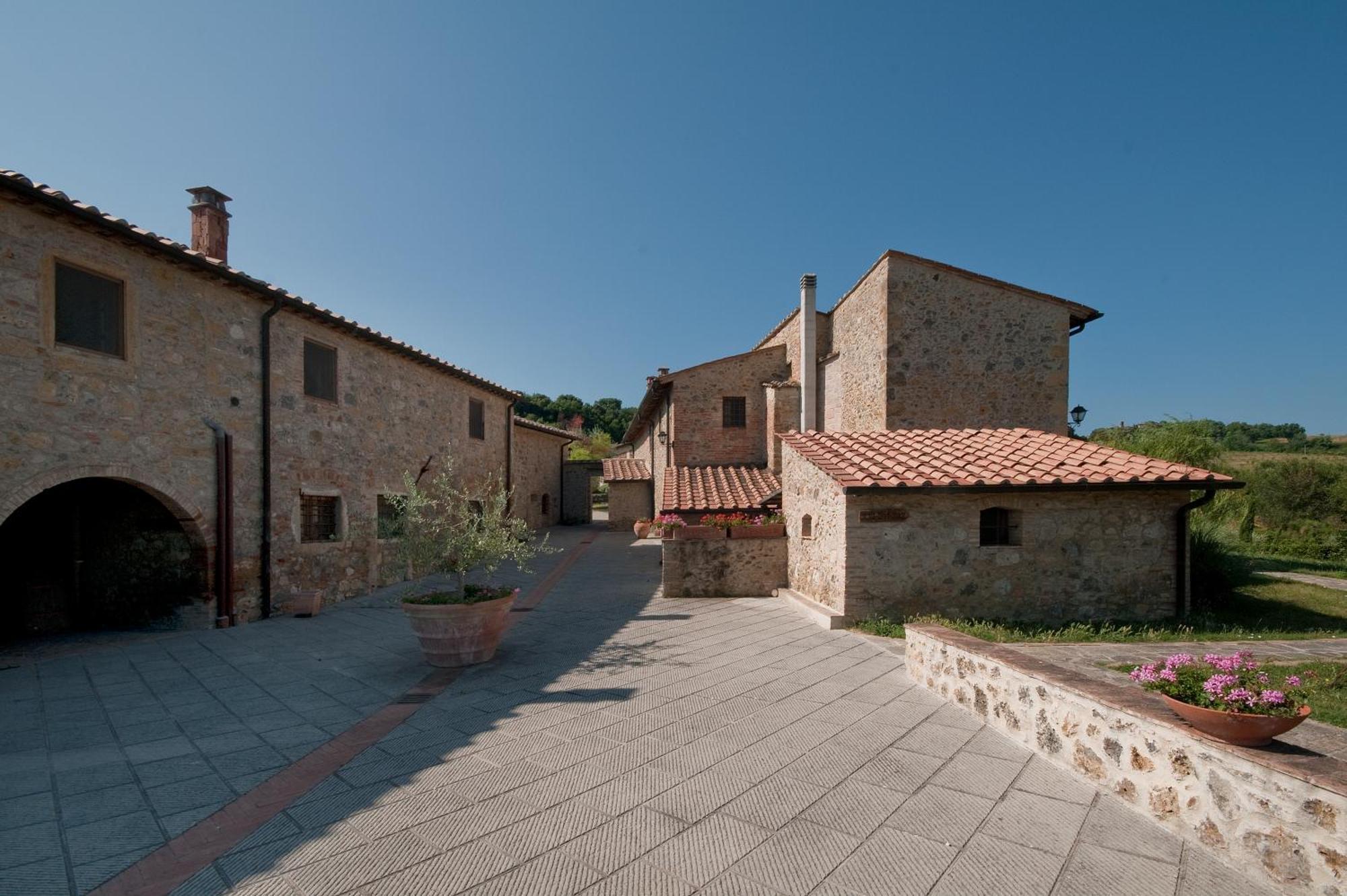 Tenuta Decimo - Il Borgo Di Mariano